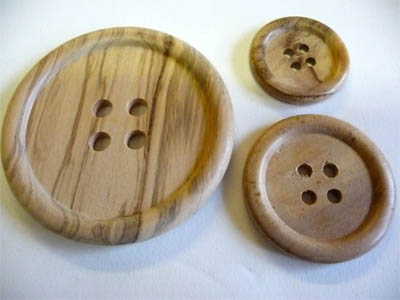 W171WOODENBUTTONS.jpg